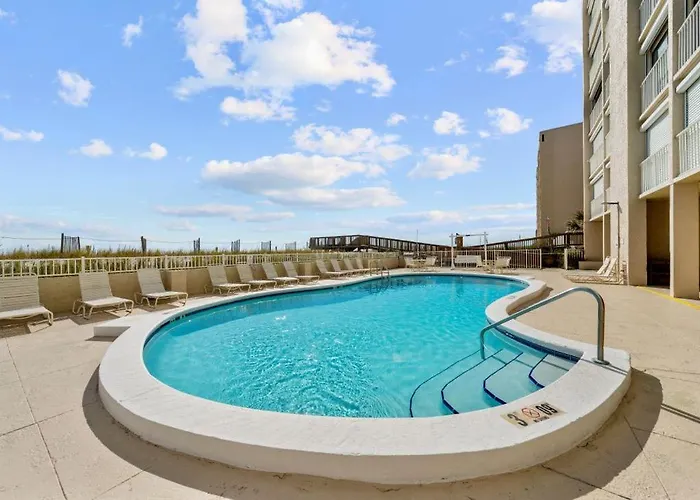Apartment Edgewater 41 By Youngs Suncoast