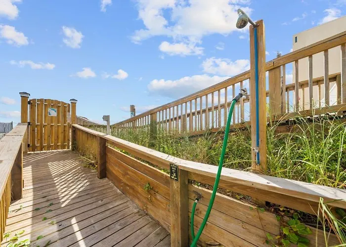 Edgewater 41 By Youngs Suncoast Apartment *