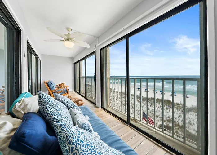 Apartment Edgewater 41 By Youngs Suncoast